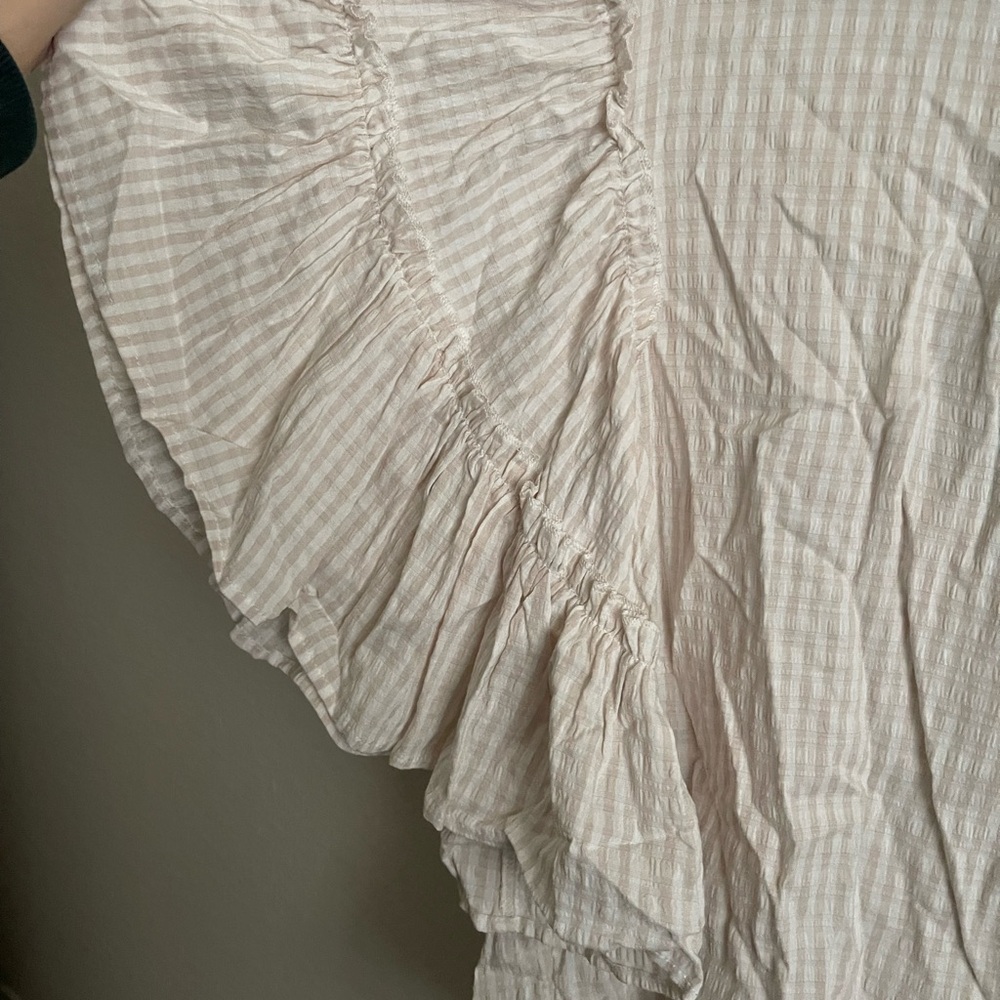 Chelsea & Theodore Light Pink Textured Top